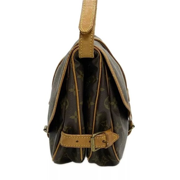 100% Authentic LOUIS VUITTON Saumur 30 Monogram Shoulder Bag 555-100824 - Picture 3 of 14